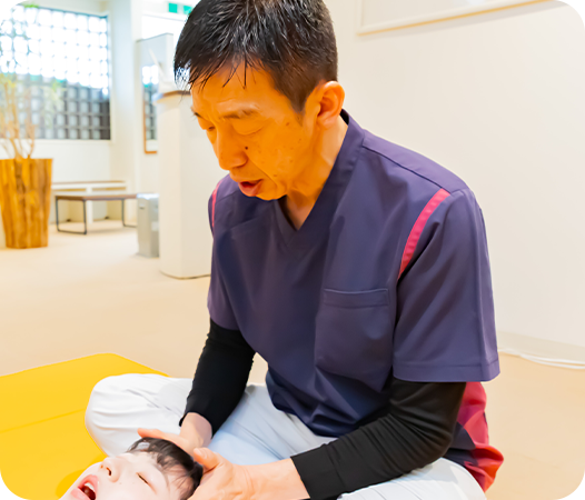 顎関節症　施術の様子